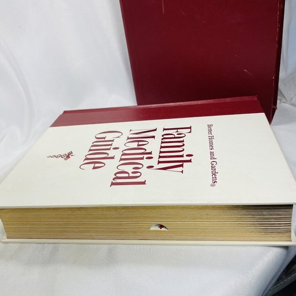 Better Homes And Gardens' Family Medical Guide 1976 Largre Book with Sleeve - Picture 5 of 16
